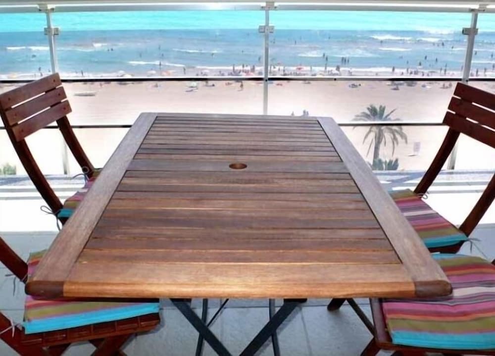 Фото Apartamentos Pompeya 46