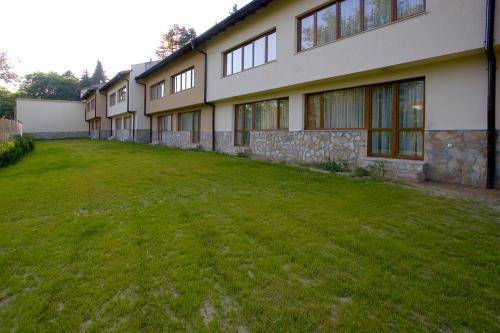 Фото Holiday Village Diplomat