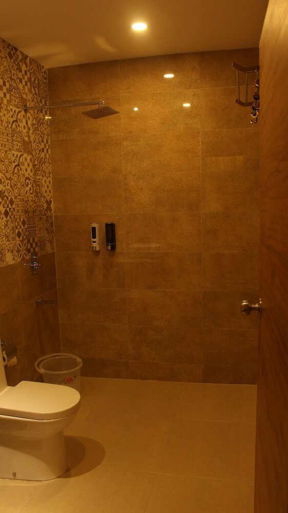 Фото Hotel Idhaya