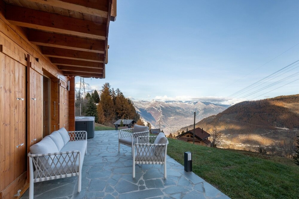 Фото Chalet Belle Roche Recently Renovated Jacuzzi