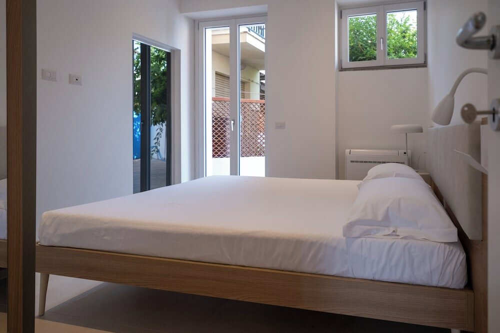 Фото Nautika Suites