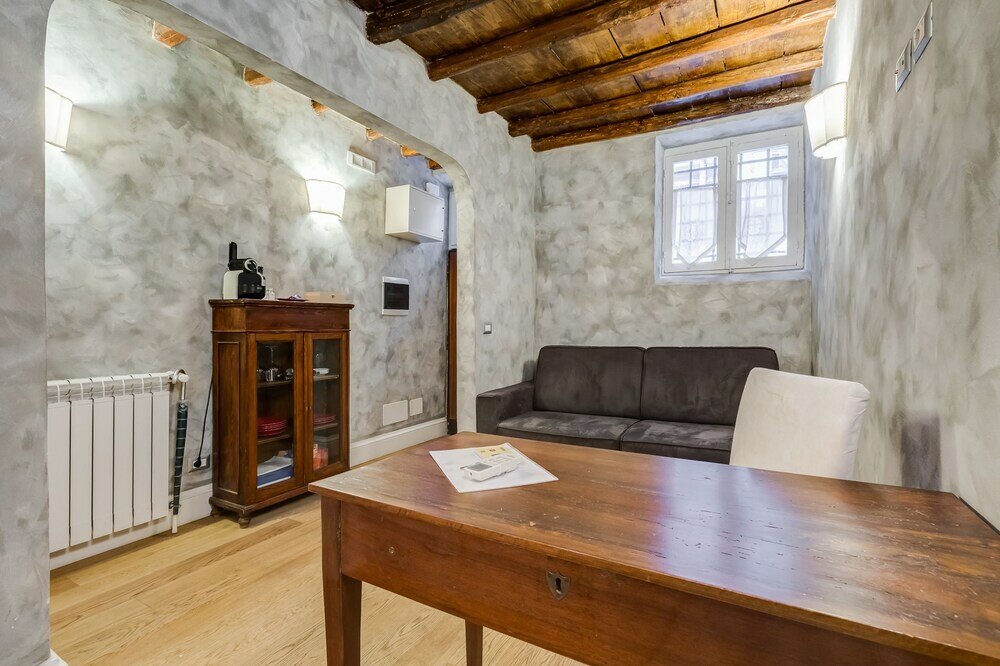 Фото Colonna Suite - Spanish Steps Suite & SPA