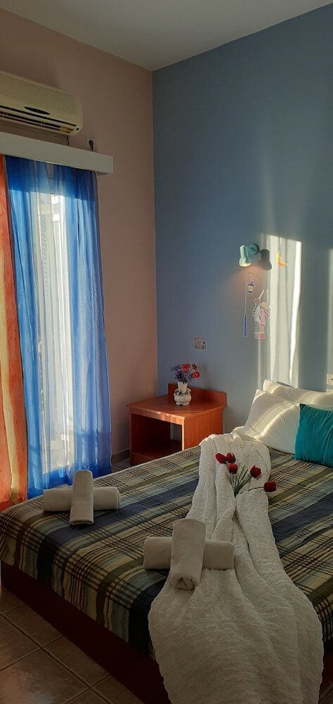 Фото New Pantheon