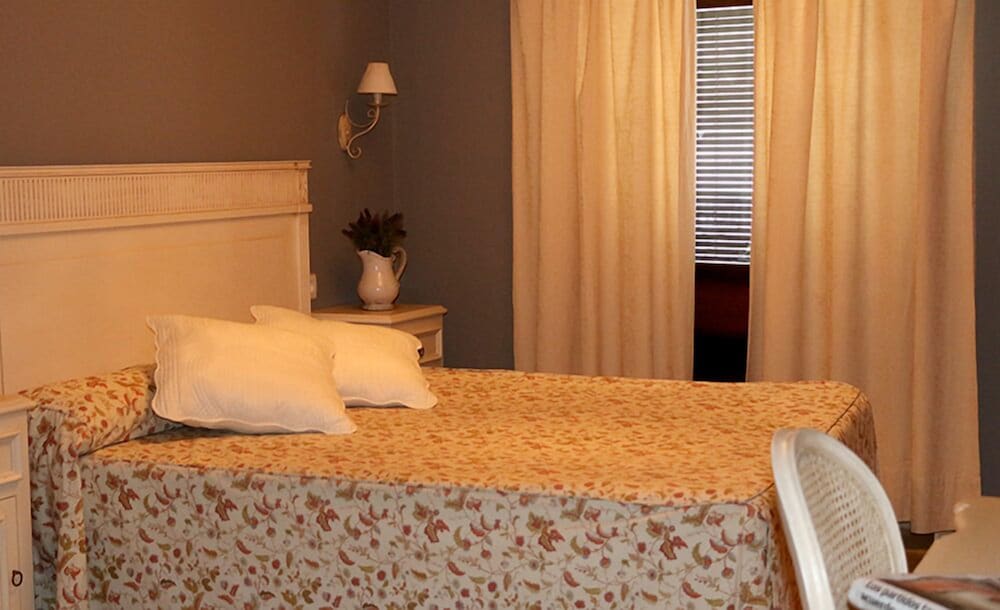 Фото Hostal - Restaurante Emilia