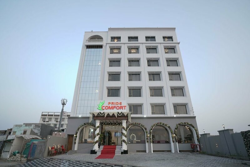 Гостиница Pride Comfort Dwarka