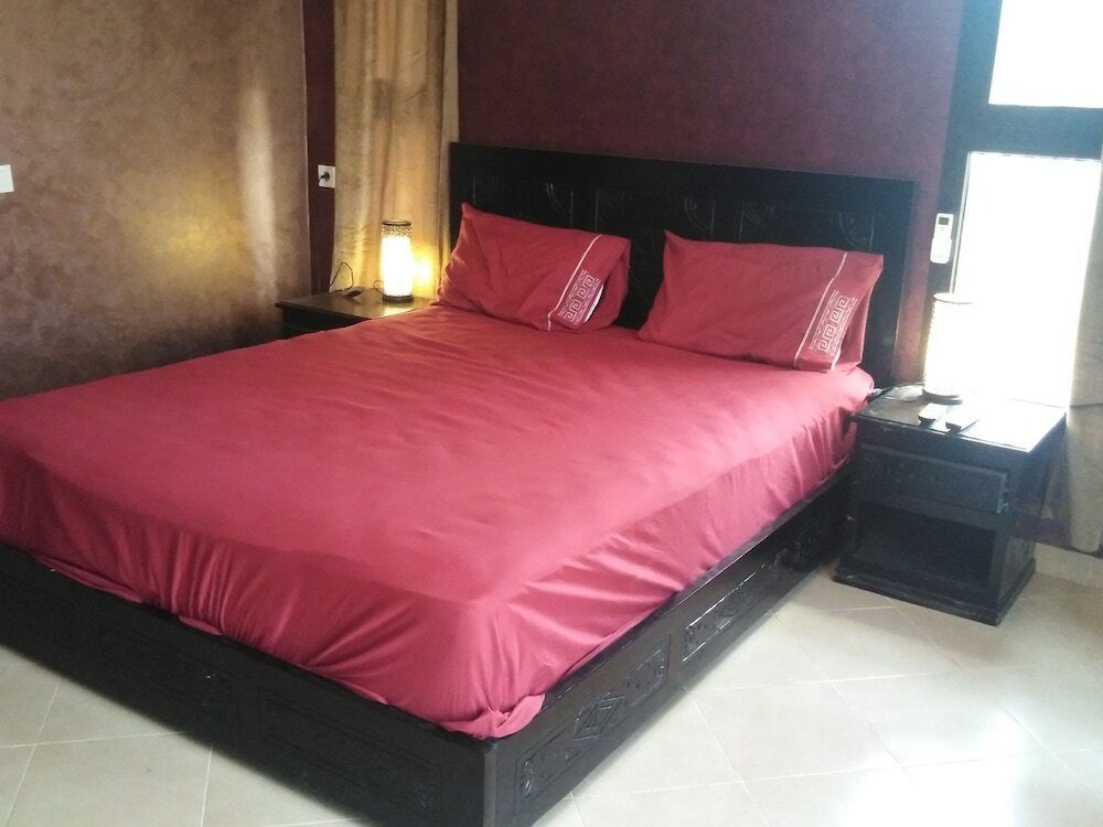 Фото Villa Aghmat EN plein cœur de la nature