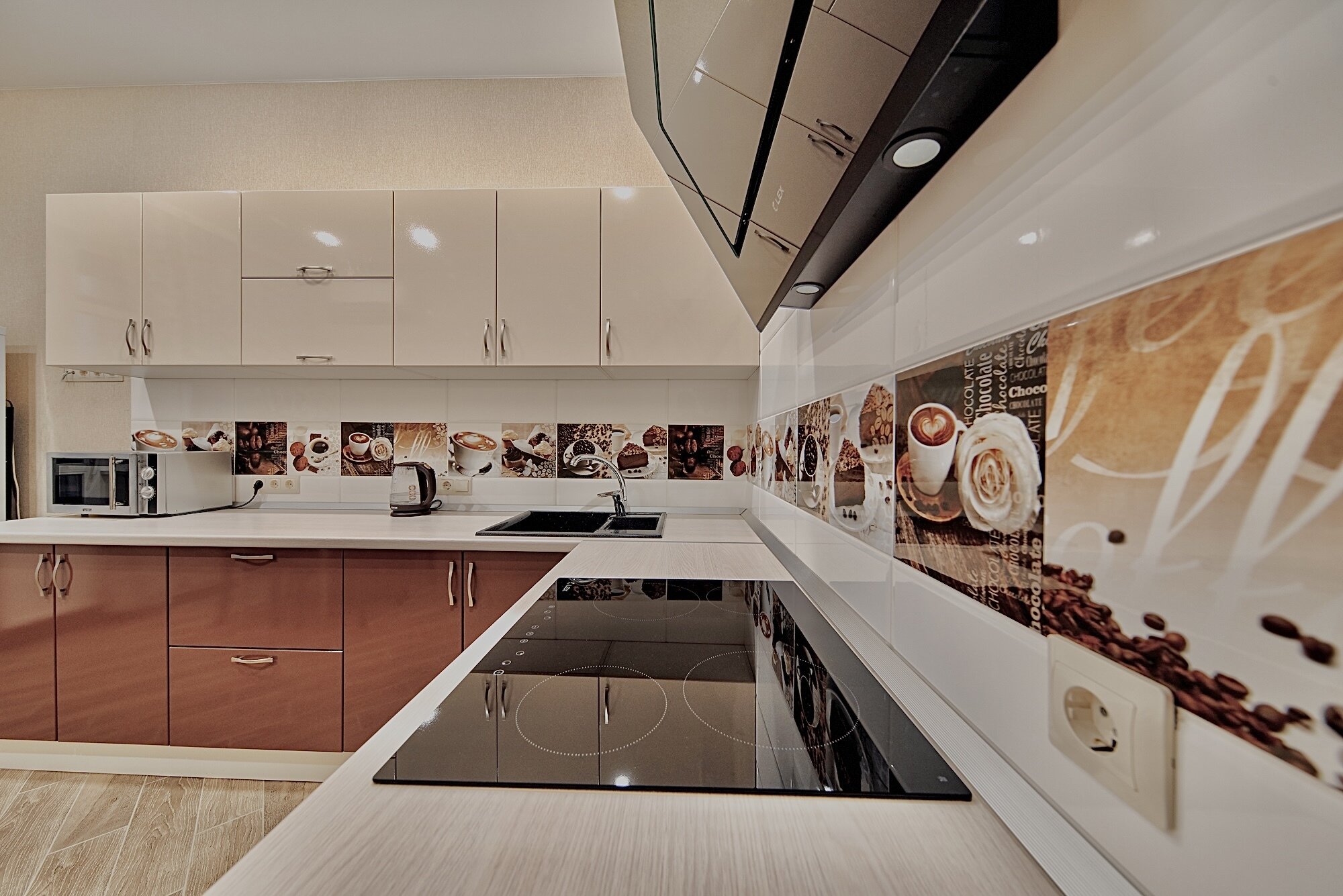 Фото LetoApart на улице Энгельса 95