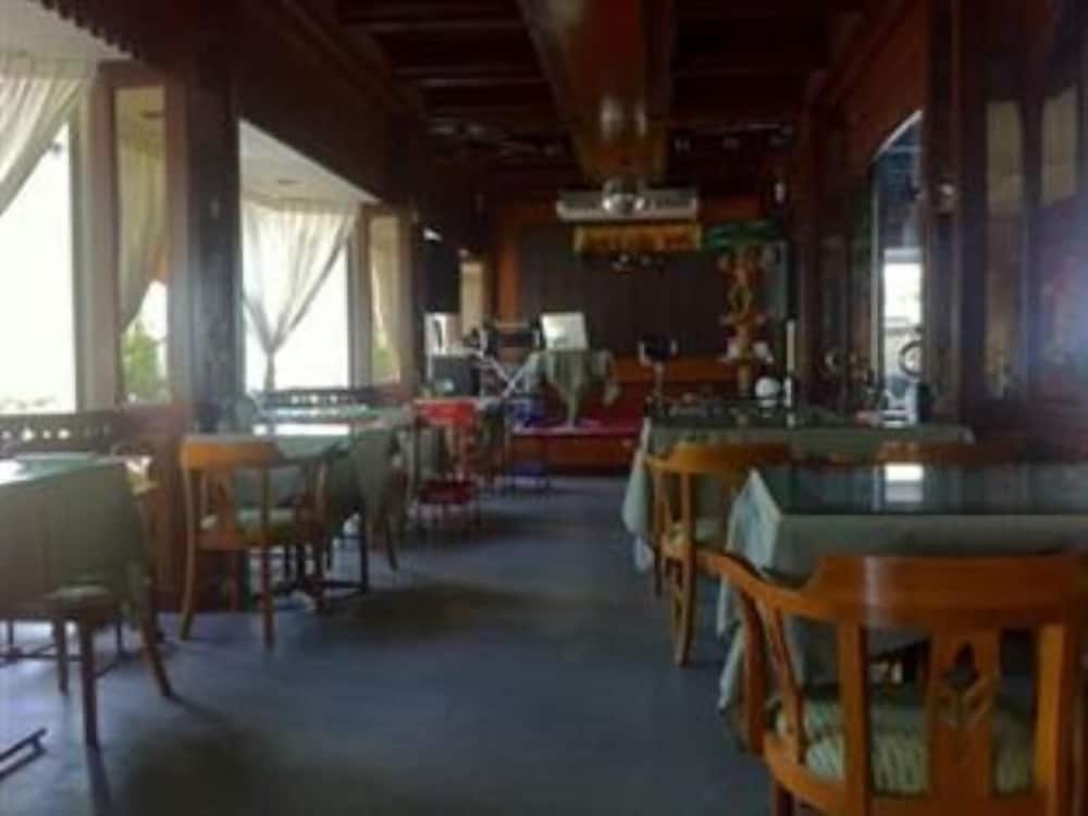 Фото River Grand Hotel Hat Yai