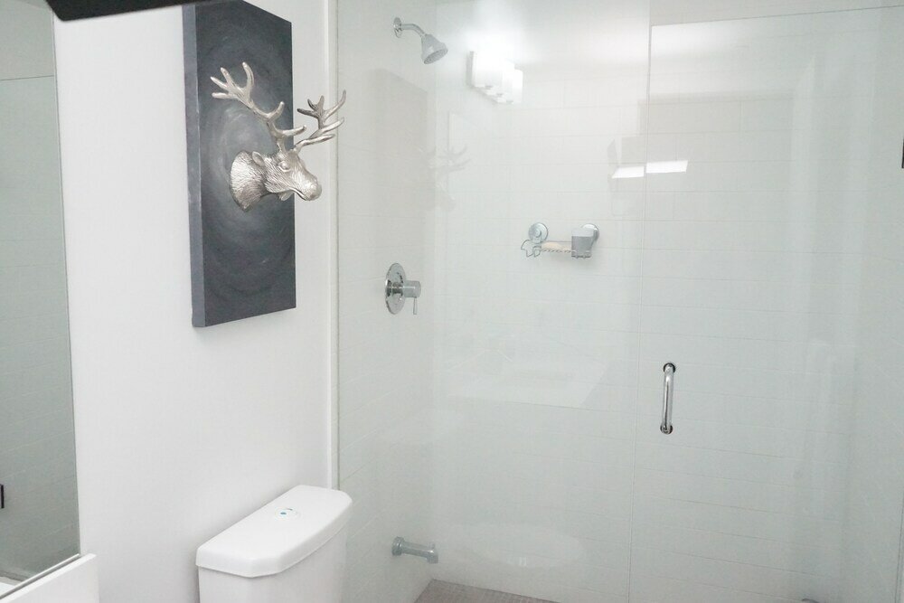 Фото RivetStays - The Atlantis