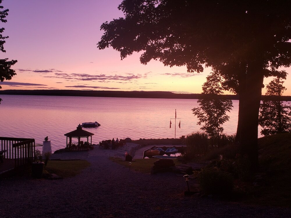 Фото Red Lodge Resort