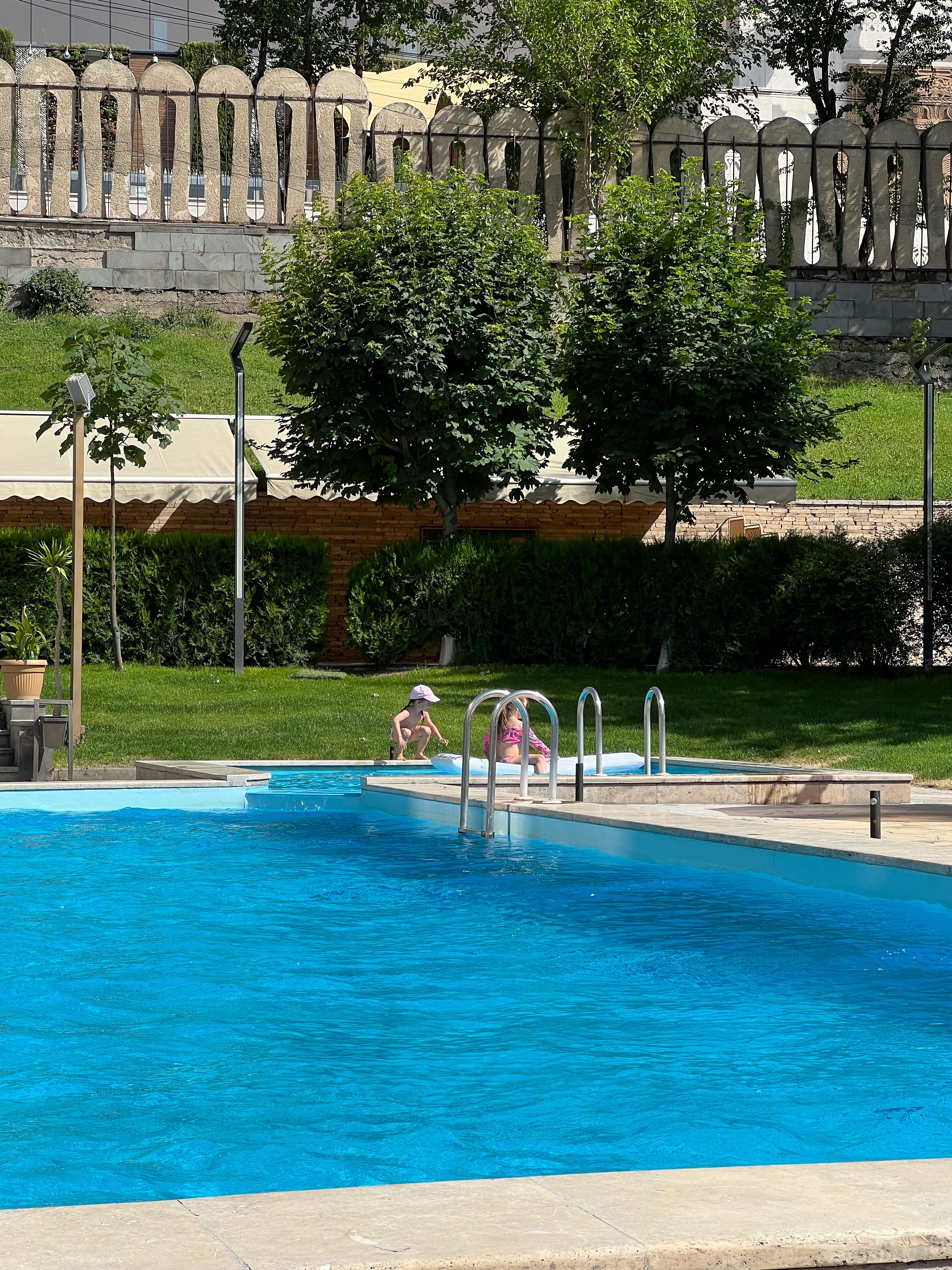 Фото President Hotel by Hrazdan Hotel Cjsc