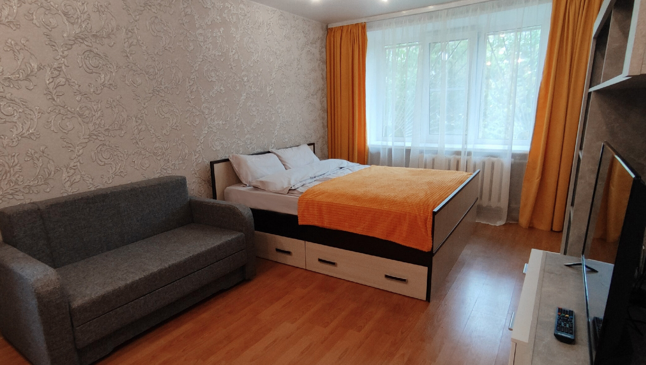 Фото отеля 1