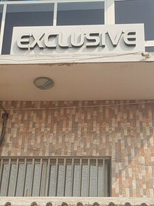 Exclusive (Luanda, Avenida Revolução de Outubro), hotel