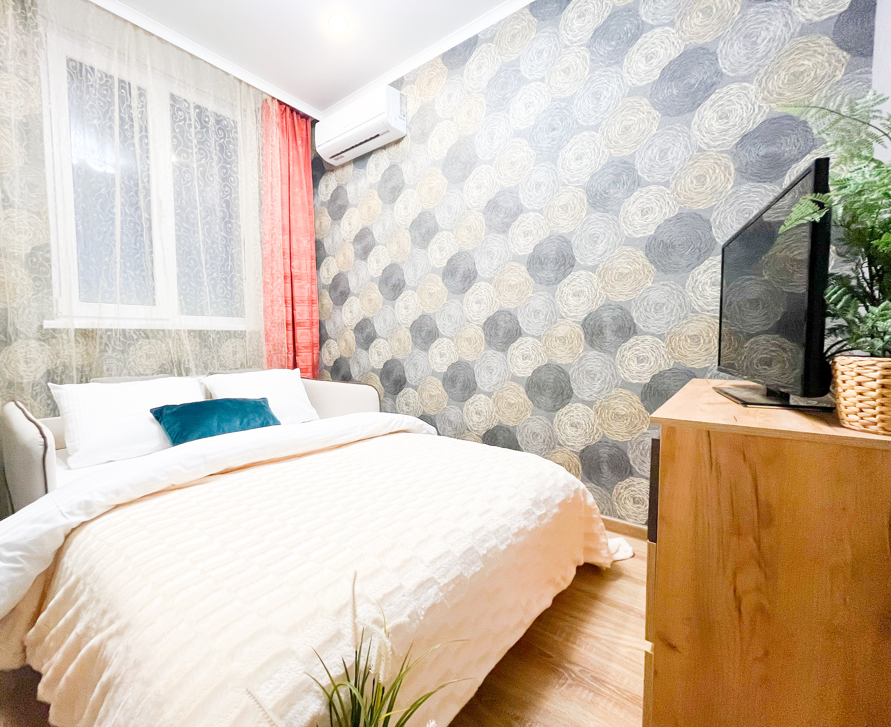 Фото Добрые Квартиры на Таврической