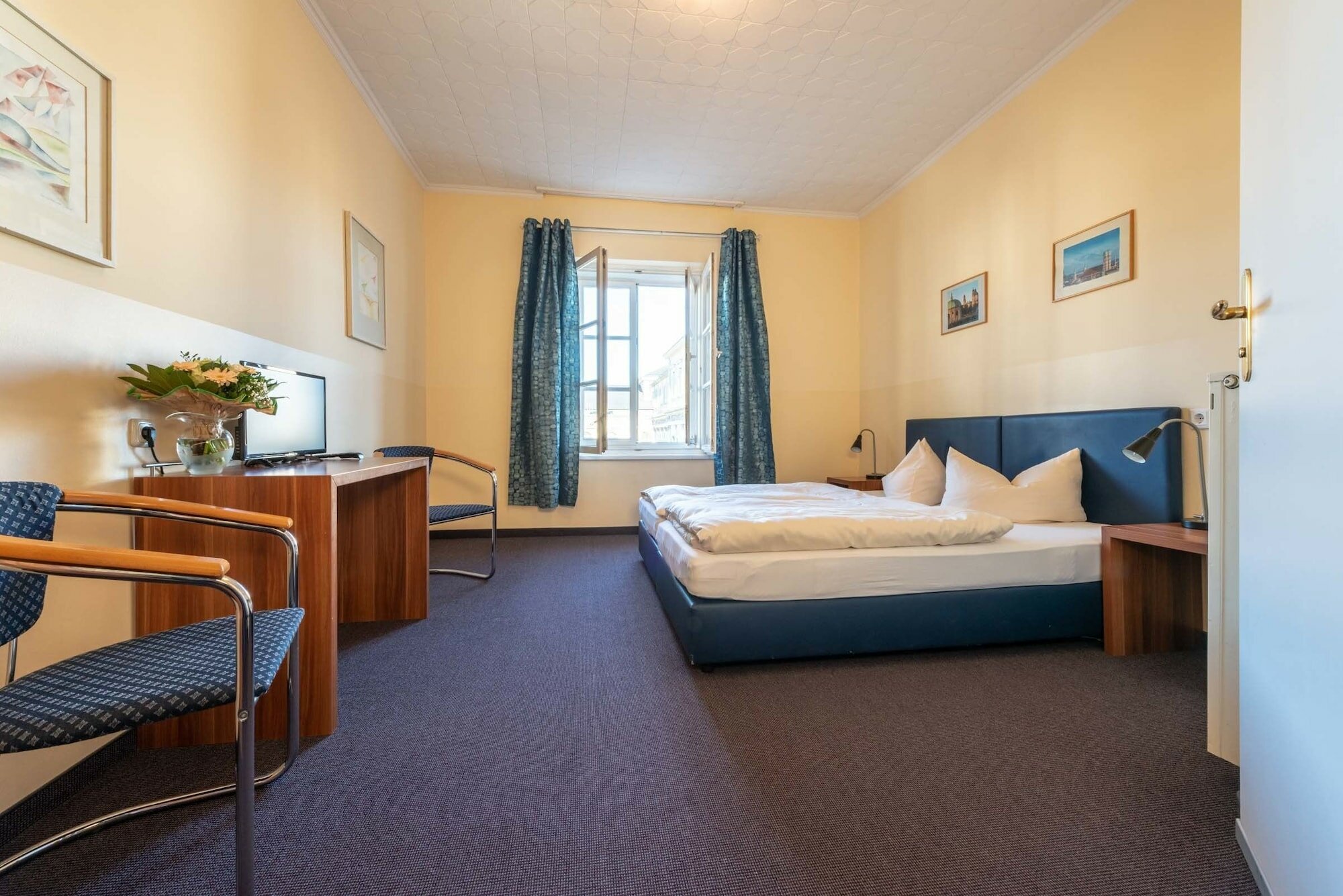 Фото отеля 4