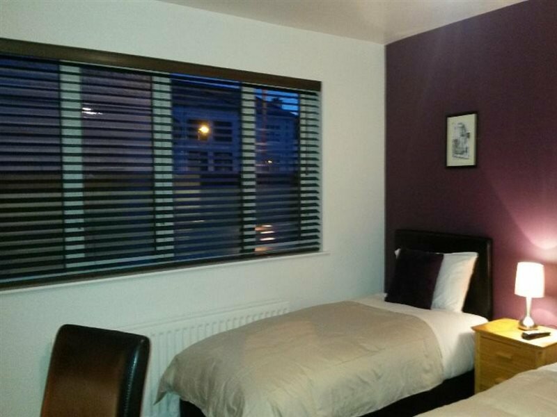 Фото Abbey Bed and Breakfast