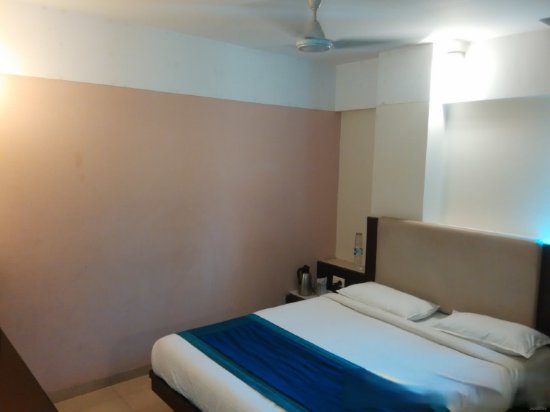 Фото Hotel Basera