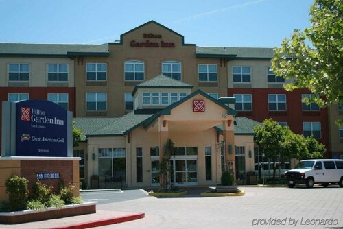 Гостиница Hilton Garden Inn Oakland/San Leandro в Сан Леандро