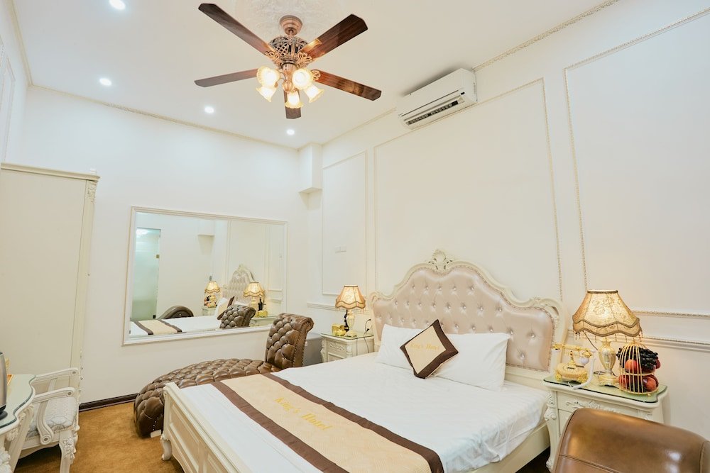 Фото King's Hotel