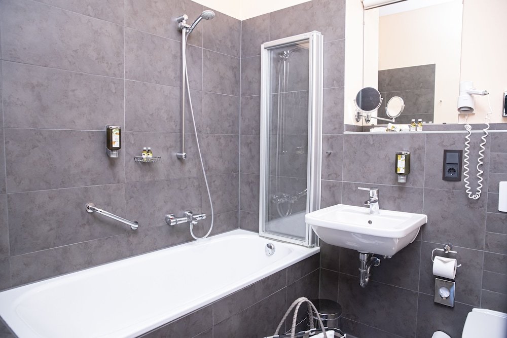 Фото GreenLine Schlosshotel Blankenburg