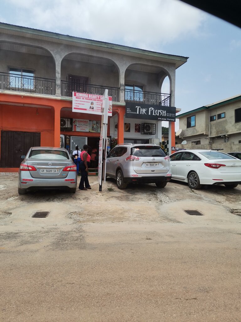 Beauty salon The Plush, Kumasi, photo