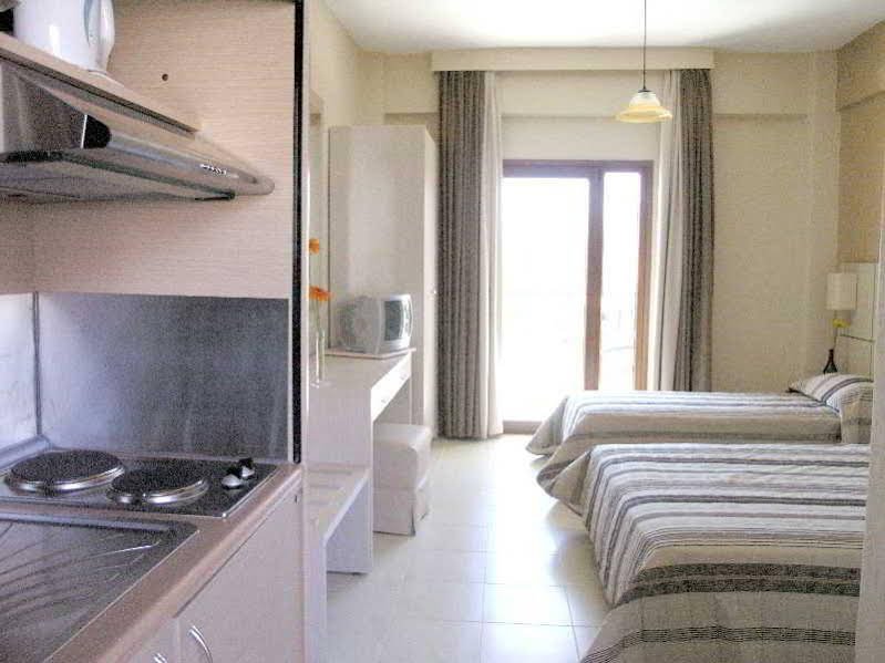 Фото Aristotelis Hotel