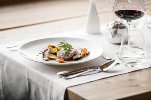 Фото Mareo Dolomites Hotel