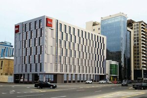 Гостиница Ibis Baku City
