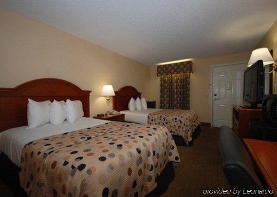 Фото Quality Inn LaGrange