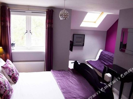 Фото The Oxford Studios