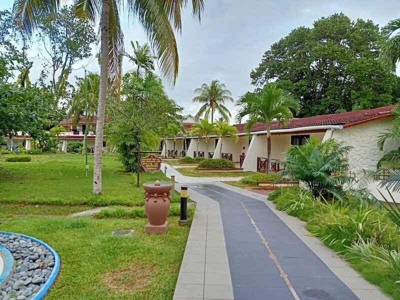 Гостиница Berjaya Praslin Resort