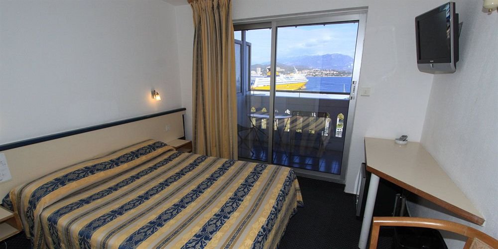 Фото Hotel du Golfe