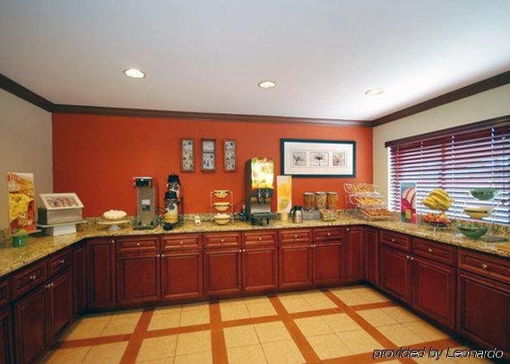 Фото Quality Inn & Suites Morrow Atlanta South