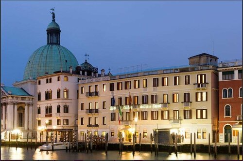 Гостиница Hotel Carlton Capri в Венеции