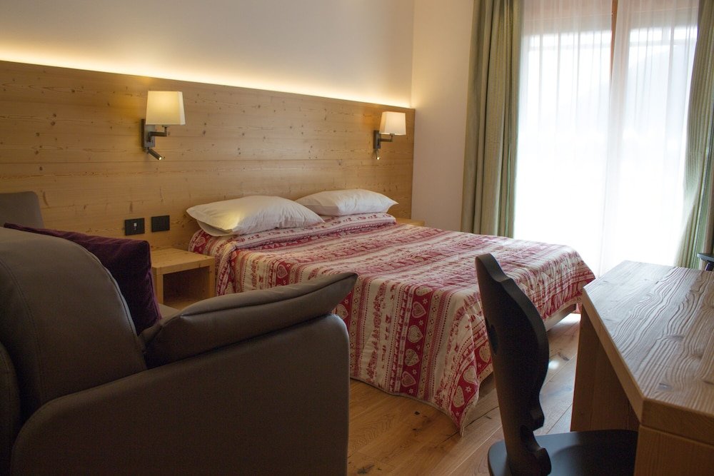 Фото Edelweiss Alpine Nature Hotel