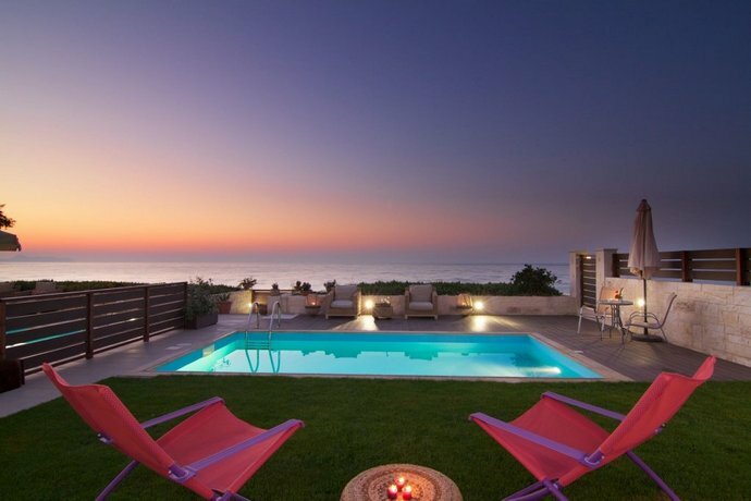 Espera Luxury Beach Front Residence