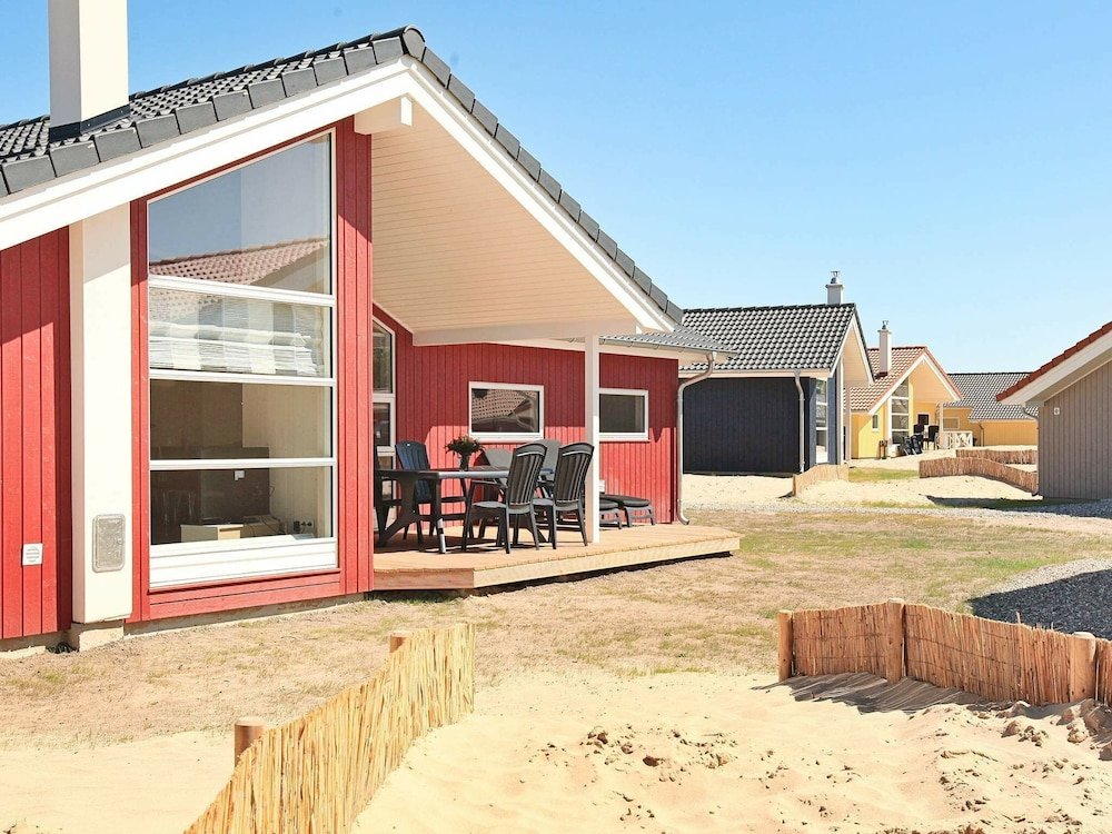 Фото 5 Star Holiday Home in Großenbrode