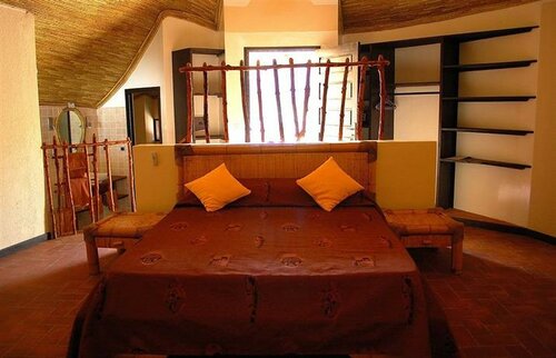 Гостиница Delta Niominka Dakar