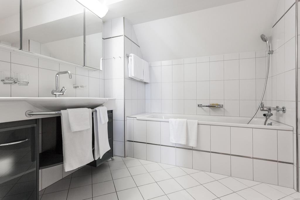 Фото Ema House Serviced Apartments Seefeld