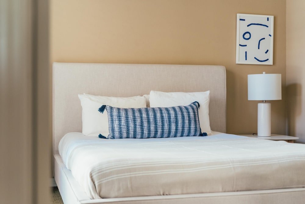 Фото Desert Grove by AvantStay Walk To Coachella!!! w Pool & Open Floor Plan