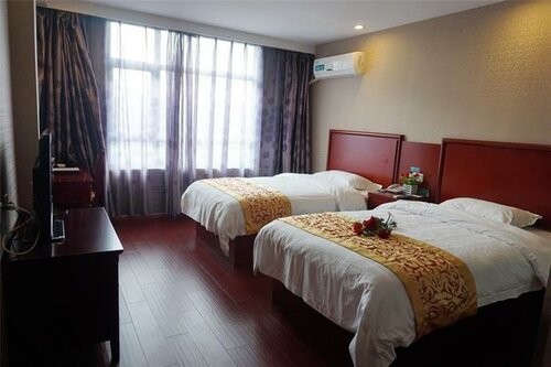 Гостиница GreenTree Inn Tianjin Wuqing West Yongyang Road Florentia Village Express Hotel