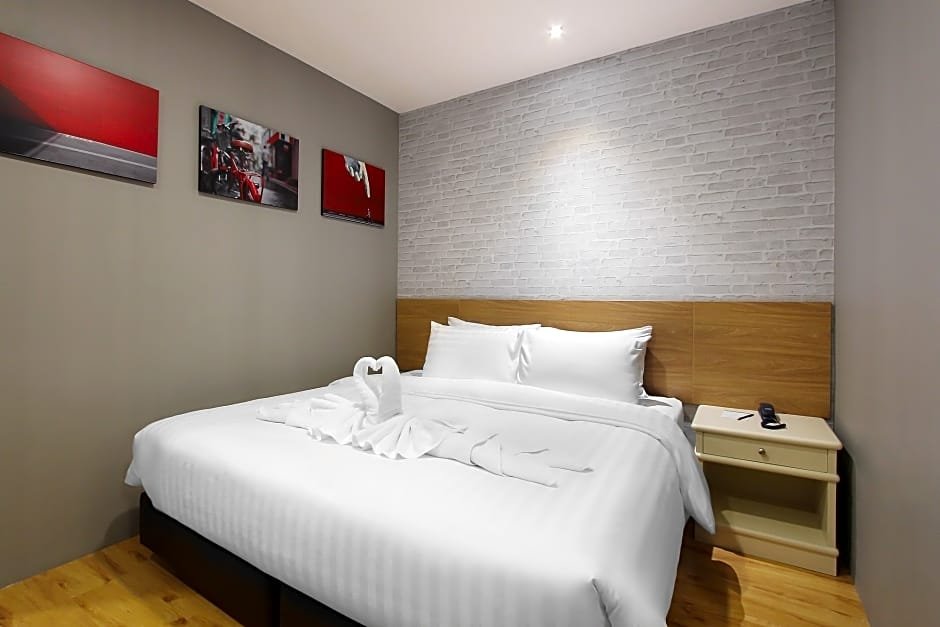 Фото отеля 2