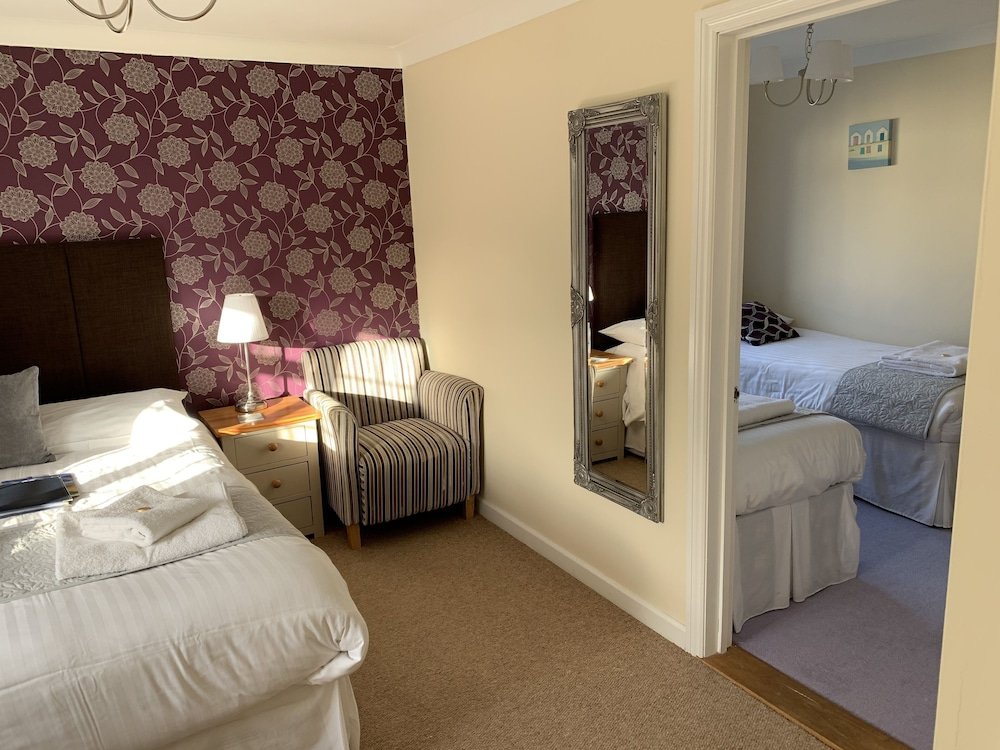 Фото Hensleigh House