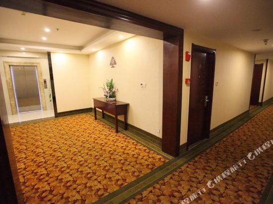 Фото GreenTree Inn Ningbo Yinxian Ave Airport Road Business Hotel