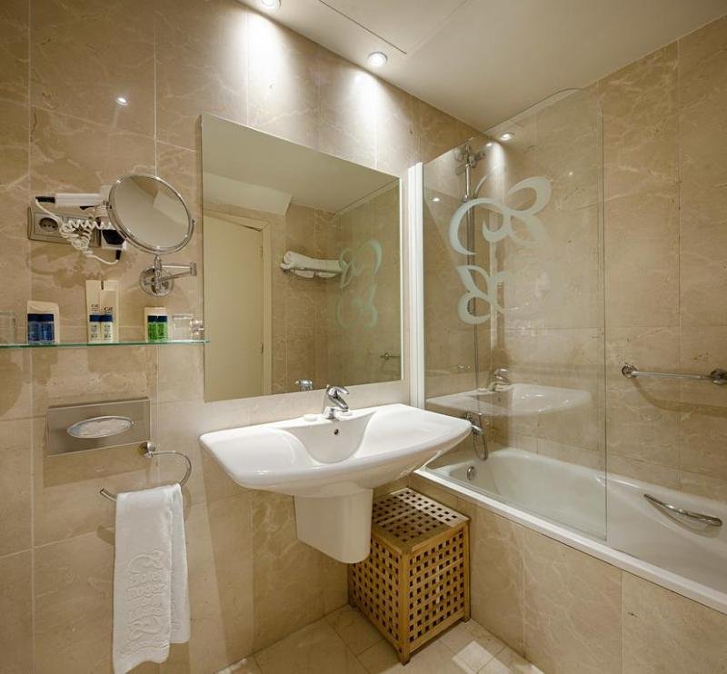 Фото Hotel Roger de Lluria