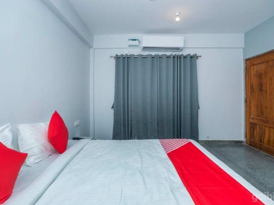 Фото Spot On 49477 Hotel Galaxy