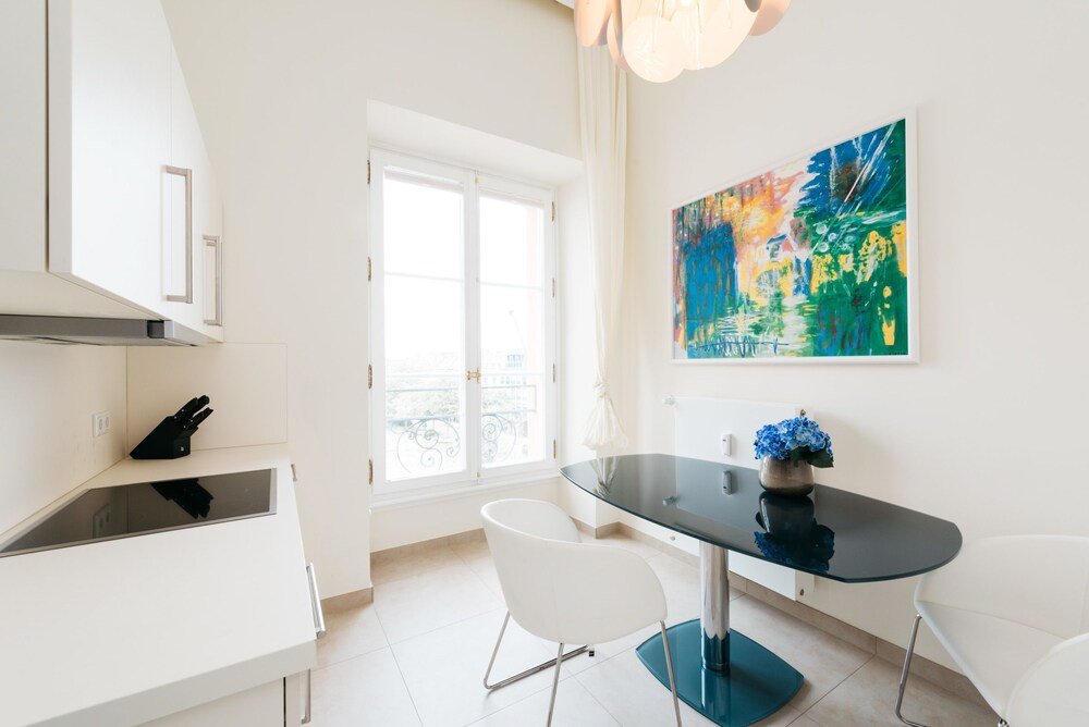 Фото The Apartment Suite