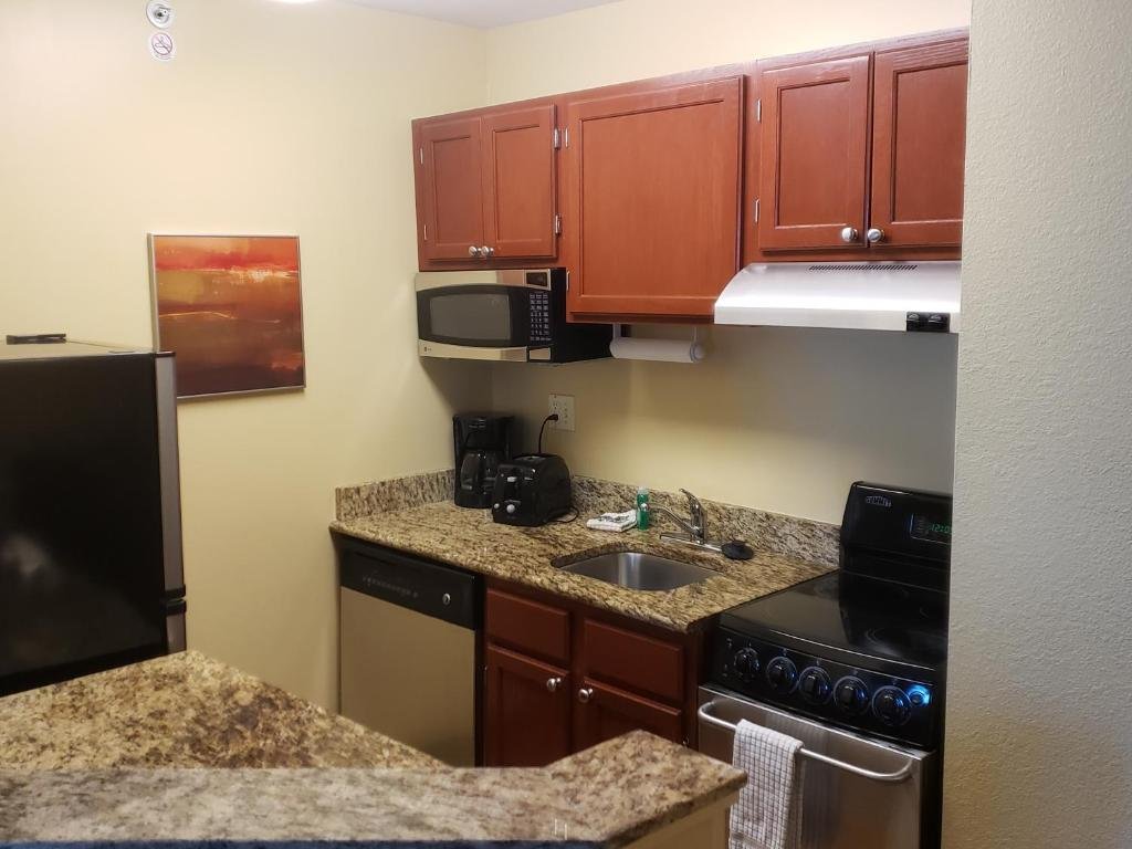 Фото Candlewood Suites Boston North Shore Danvers, an Ihg Hotel