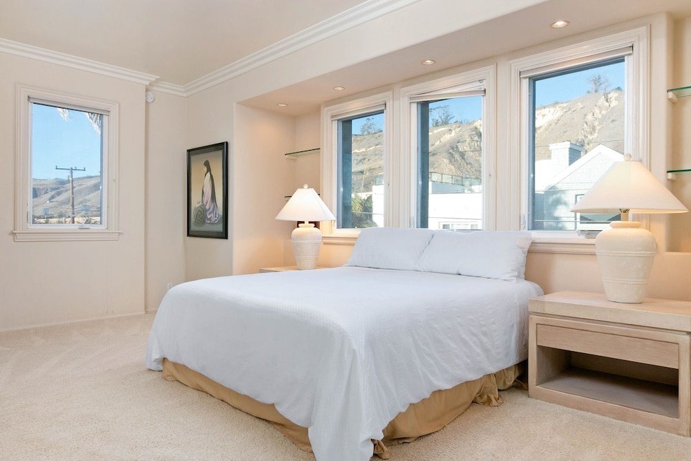 Фото New Listing! Beachfront Dream W Private Balcony 2 Bedroom Home