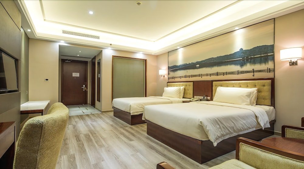 Фото Hangzhou Love Hotel